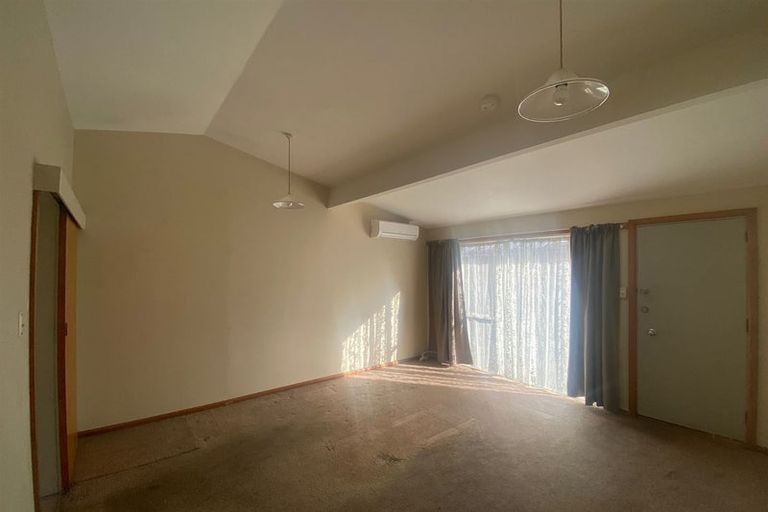 Photo of property in 1/206 Hastings Street East, Waltham, Christchurch, 8023