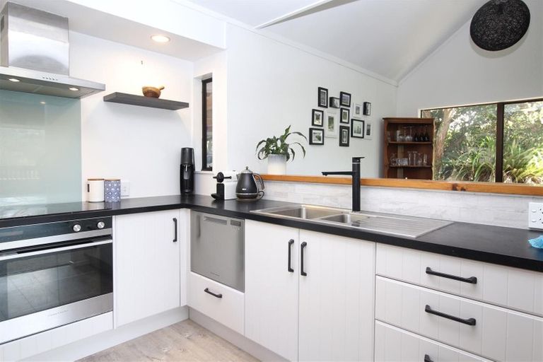 Photo of property in 35 Ngahere Drive, Horahora, Whangarei, 0110