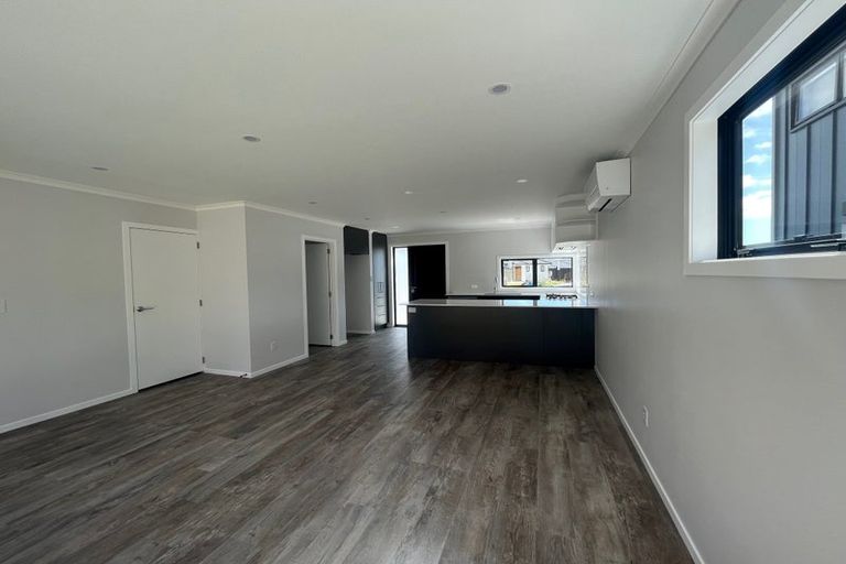 Photo of property in 10 Dahl Drive, Wallaceville, Upper Hutt, 5018