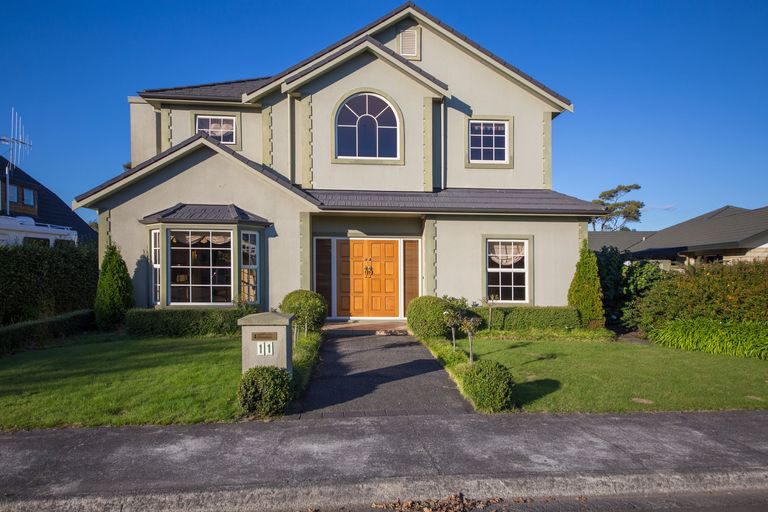 Photo of property in 11 The Oaks, Awapuni, Palmerston North, 4412