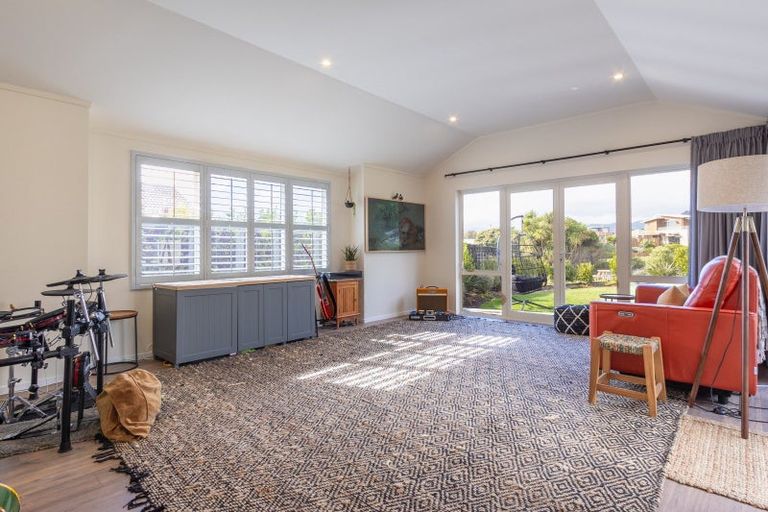 Photo of property in 196 Tutere Street, Waikanae Beach, Waikanae, 5036