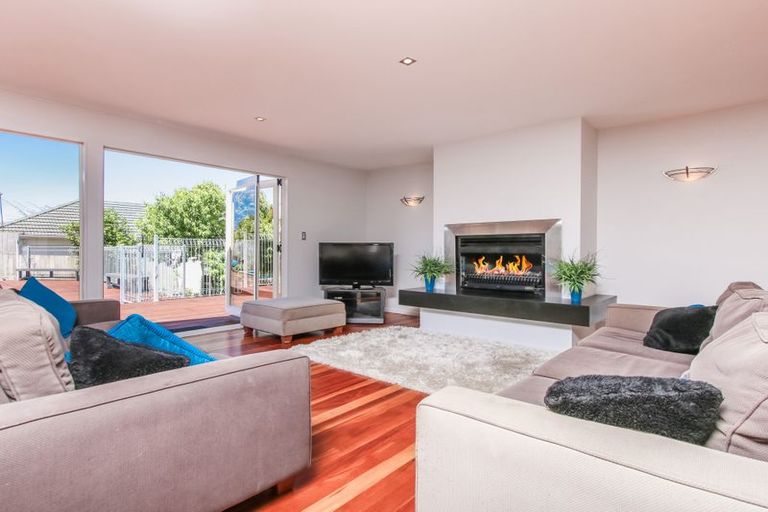 Photo of property in 6 Parker Avenue, New Lynn, Auckland, 0600