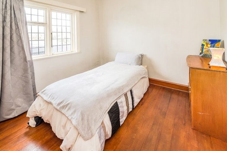 Photo of property in 25 Kawatiri Avenue, Gonville, Whanganui, 4501