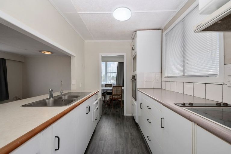 Photo of property in 211 Balmoral Drive, Tokoroa, 3420