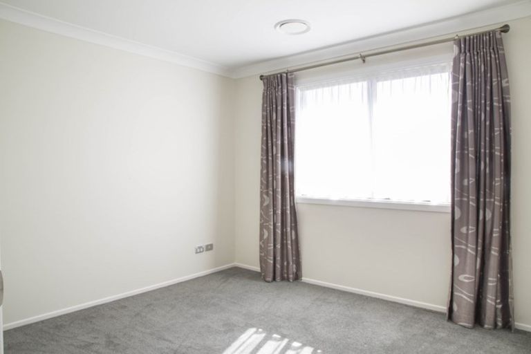 Photo of property in 66 Caldera Drive, Long Bay, Auckland, 0630