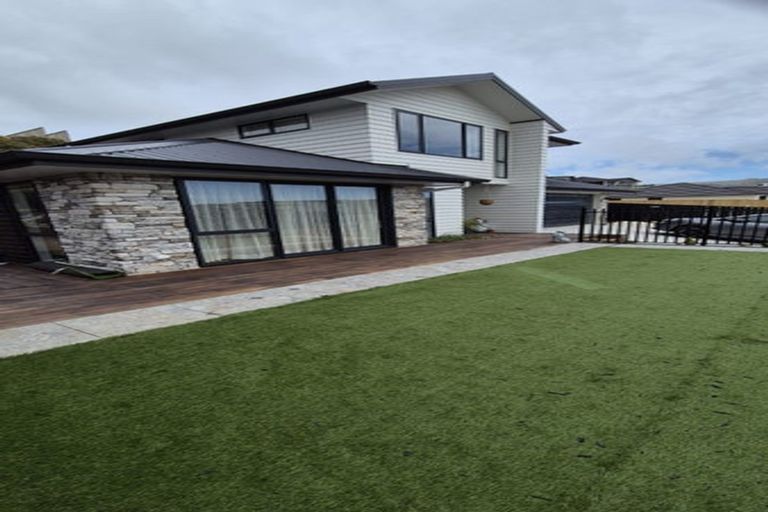 Photo of property in 59 Ken Douglas Drive, Aotea, Porirua, 5024