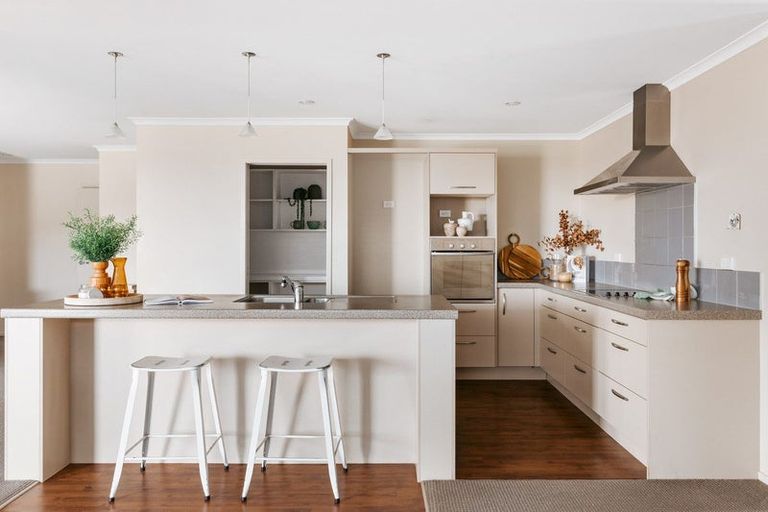 Photo of property in 45 Contour Avenue, Pyes Pa, Tauranga, 3112