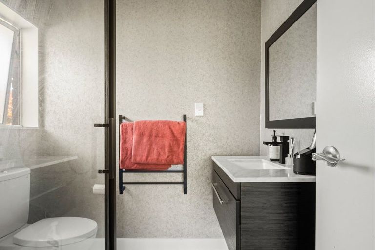 Photo of property in 11 Dryden Street, Whataupoko, Gisborne, 4010