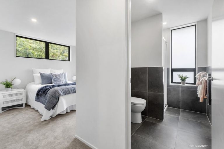 Photo of property in 12/6 Bushland Grove, Paparangi, Wellington, 6037