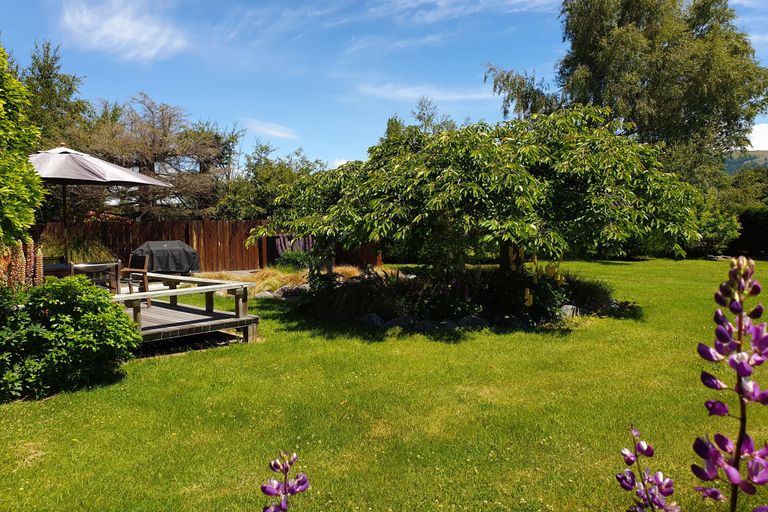 Photo of property in 13 Allan Street, Lake Tekapo, 7999