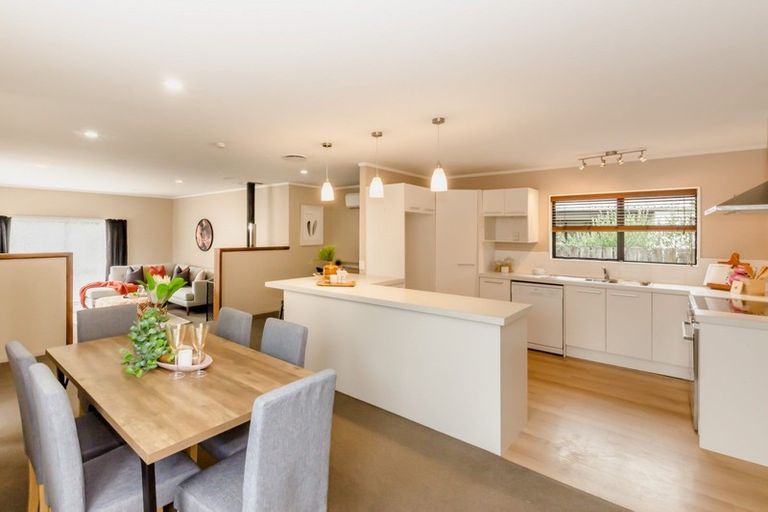 Photo of property in 33 Campbell Avenue, Paraparaumu, 5032