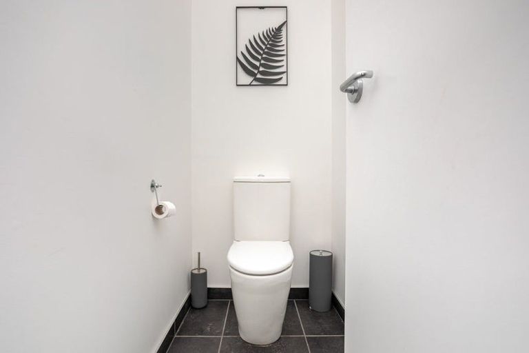 Photo of property in 97 Adelaide Road, Dannevirke, 4930