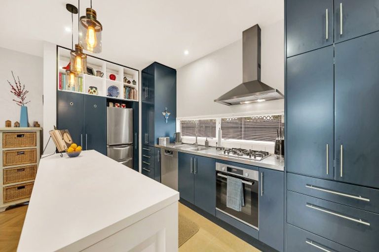 Photo of property in 18b Onslow Street, St Albans, Christchurch, 8014