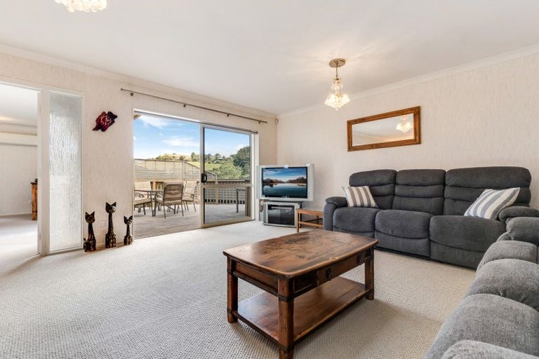 Photo of property in 31 Les Fisher Place, Pukekohe, 2120