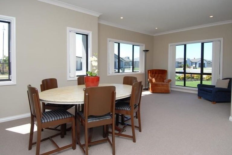 Photo of property in 21 Akaroa Road, Poraiti, Napier, 4112