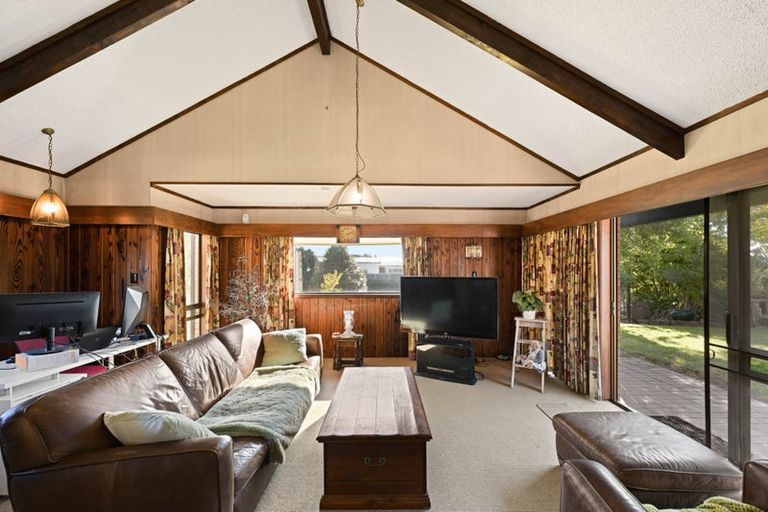 Photo of property in 16 Wilfred Street, St Andrews, Hamilton, 3200