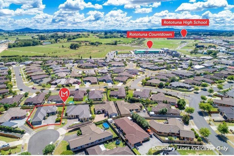 Photo of property in 20 Whitford Place, Rototuna North, Hamilton, 3210