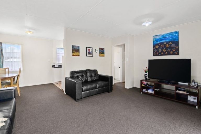 Photo of property in 51 Fairview Road, Western Heights, Rotorua, 3015