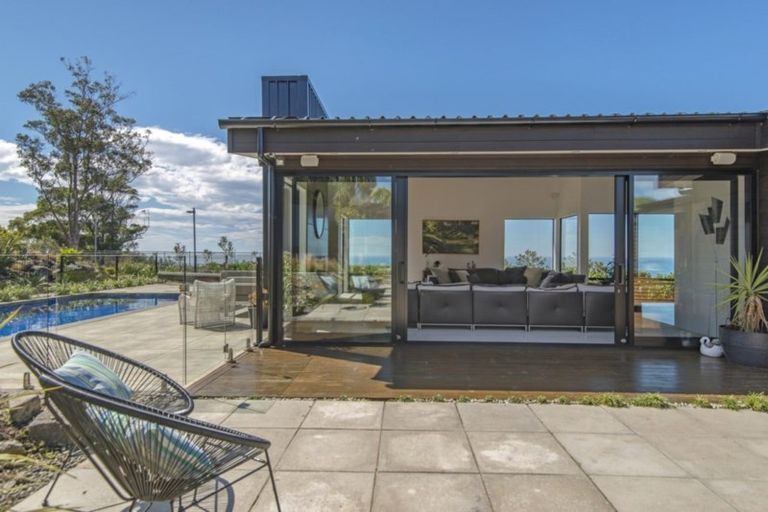 Photo of property in 1 Tirohanga Lane, Scarborough, Christchurch, 8081