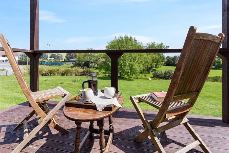 Photo of property in 8 Cargill Street, Owaka, 9535