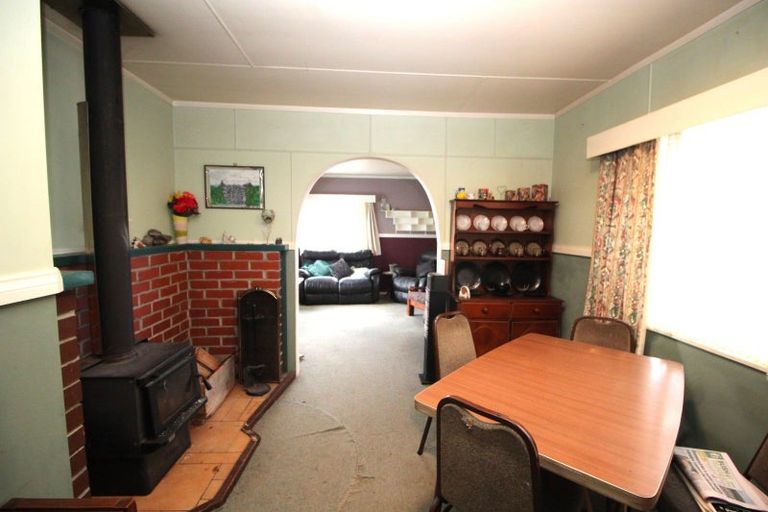 Photo of property in 90c Fergusson Street, Woodville, 4920