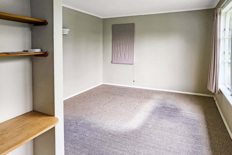 Photo of property in 59 Raukawa Street, Stokes Valley, Lower Hutt, 5019