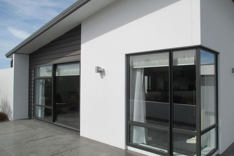 Photo of property in 11 Downs Road, Geraldine, 7930