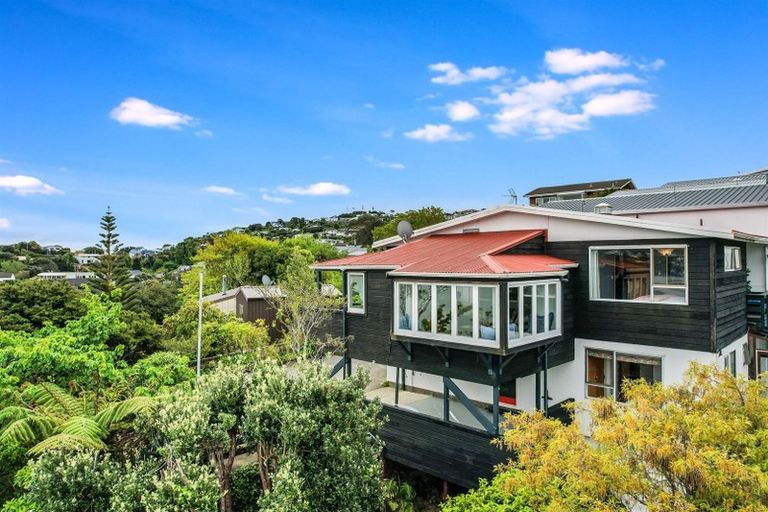 Photo of property in 5/52 Penryn Drive, Camborne, Porirua, 5026