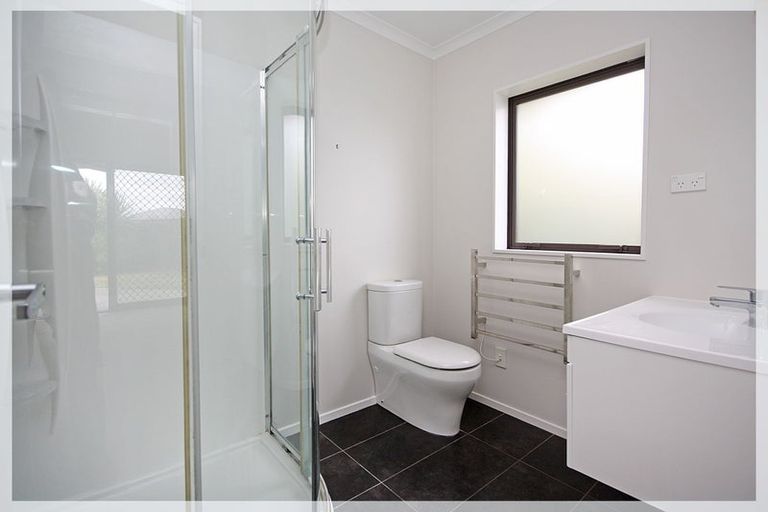 Photo of property in 30a Cook Street, Foxton, 4814