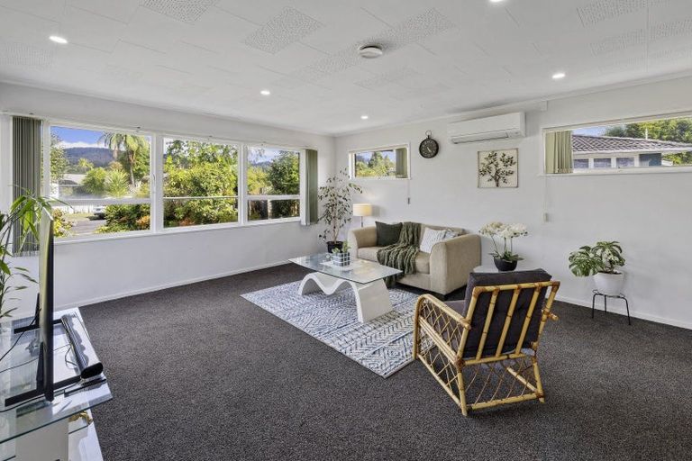 Photo of property in 3 Barron Crescent, Fenton Park, Rotorua, 3010