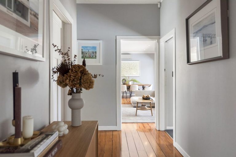 Photo of property in 1/5 Nelson Avenue, Northcote Point, Auckland, 0627