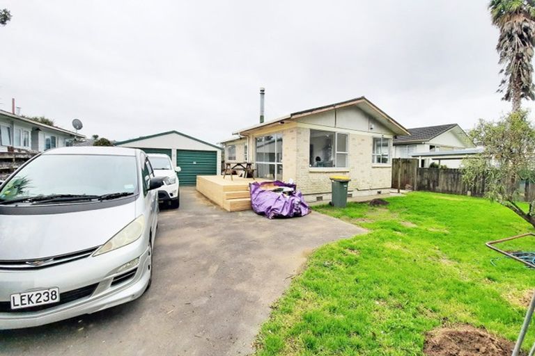 Photo of property in 56 Tabitha Crescent, Henderson, Auckland, 0612