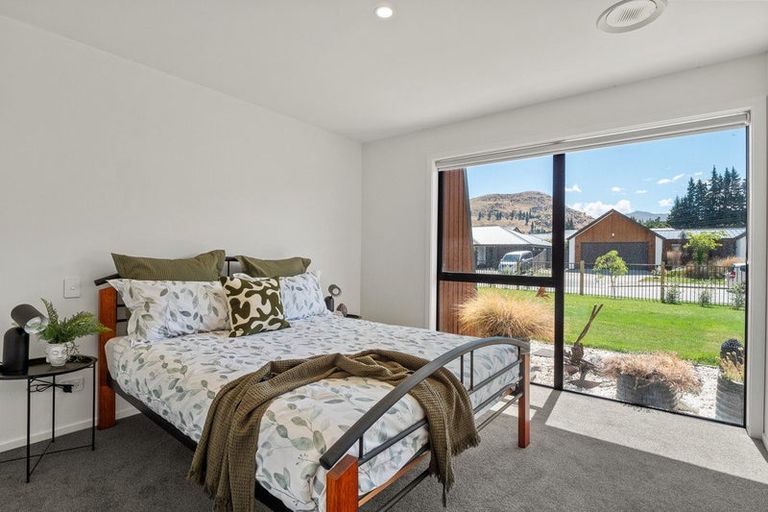 Photo of property in 14 Cumberland Road, Lower Shotover, Queenstown, 9304