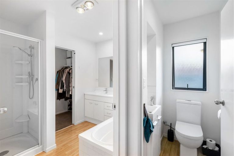 Photo of property in 56 Donald Street, Stanmore Bay, Whangaparaoa, 0932