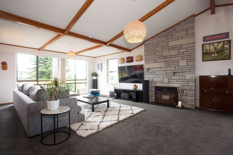 Photo of property in 121 Kimihia Road, Huntly, 3700