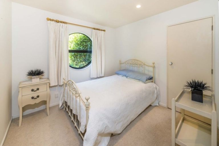 Photo of property in 1/34 Beulah Avenue, Rothesay Bay, Auckland, 0630