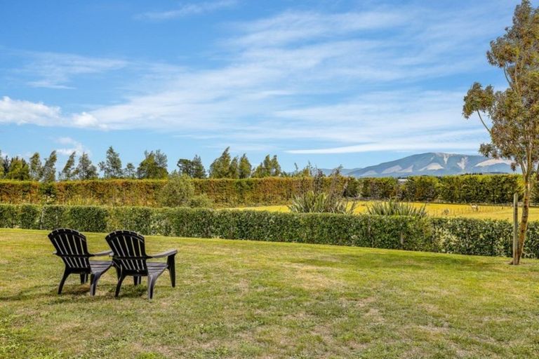 Photo of property in 777 Loburn Whiterock Road, Loburn, Rangiora, 7472
