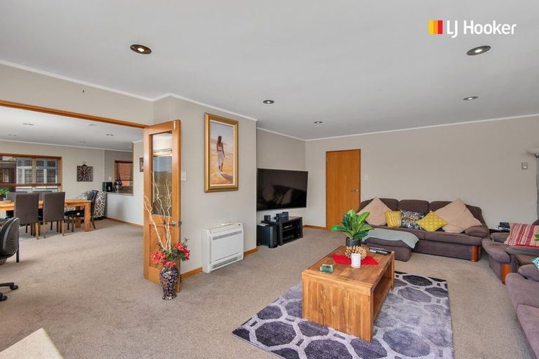 Photo of property in 12a Gladstone Road North, Mosgiel, 9024