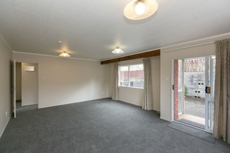 Photo of property in 14d David Street, Westown, New Plymouth, 4310