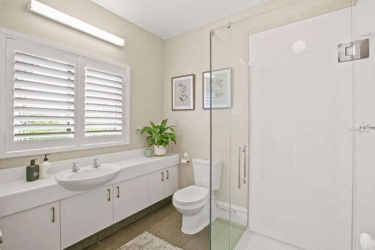 Photo of property in 25 Patterson Road, Hurworth, New Plymouth, 4310