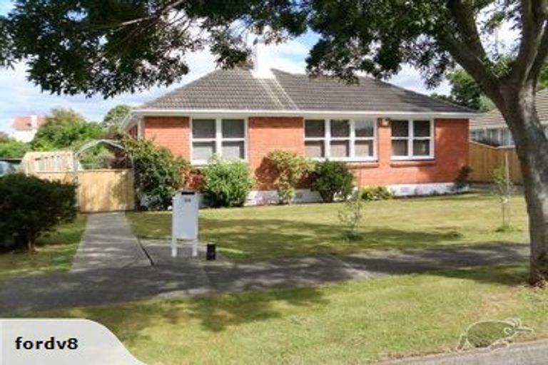 Photo of property in 39 Exeter Crescent, Takaro, Palmerston North, 4412