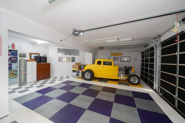 Photo of property in 43 Chapman Street, Johnsonville, Wellington, 6037