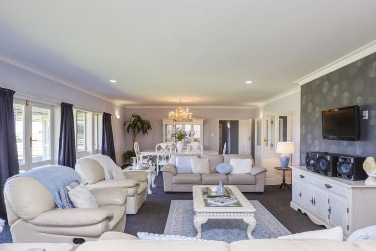 Photo of property in 117 Clevely Line, Bunnythorpe, Palmerston North, 4478