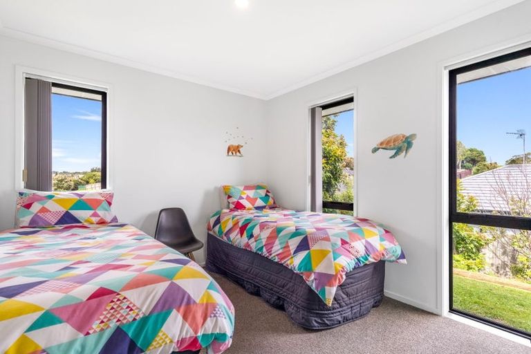 Photo of property in 30 Owens Road, Waiuku, 2123