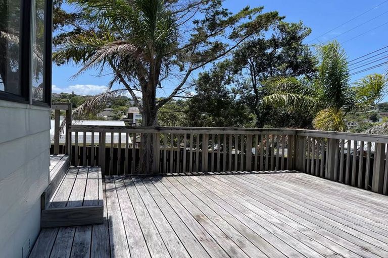 Photo of property in 1/3 Aotearoa Terrace, Murrays Bay, Auckland, 0630