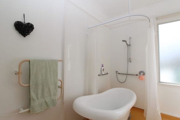 Photo of property in 41 Seafront Road, Castlecliff, Whanganui, 4501