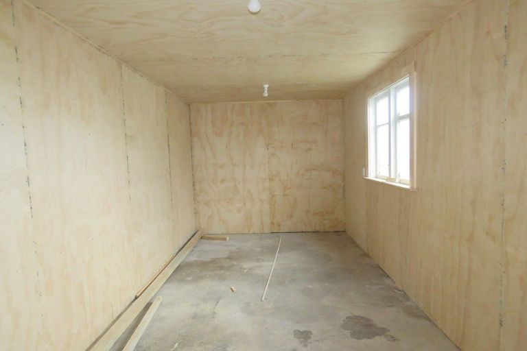 Photo of property in 2 Salisbury Street, Westport, 7825