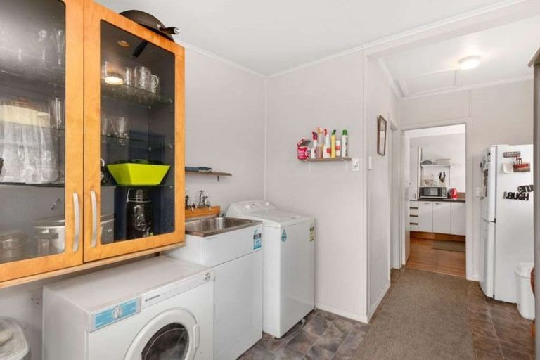 Photo of property in 6 Coast Road, Wainuiomata, Lower Hutt, 5014