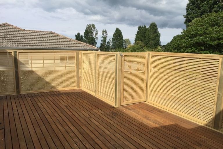 Photo of property in 2/72 Nile Road, Milford, Auckland, 0620