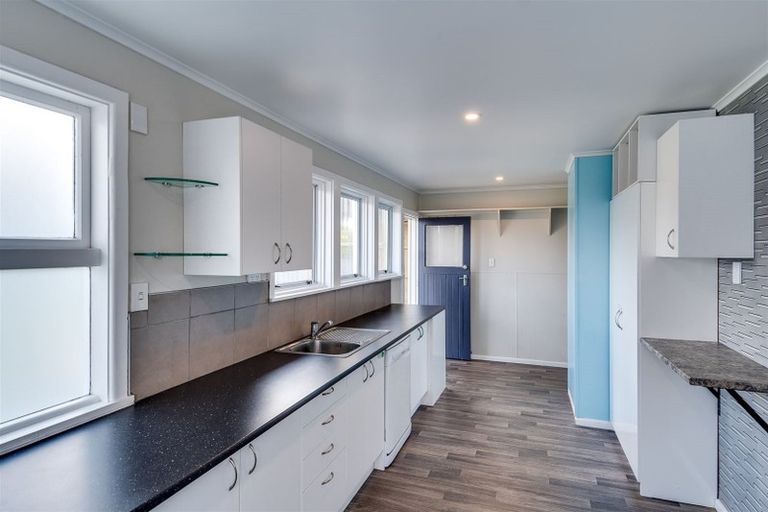 Photo of property in 10 Fleming Crescent, Maraenui, Napier, 4110